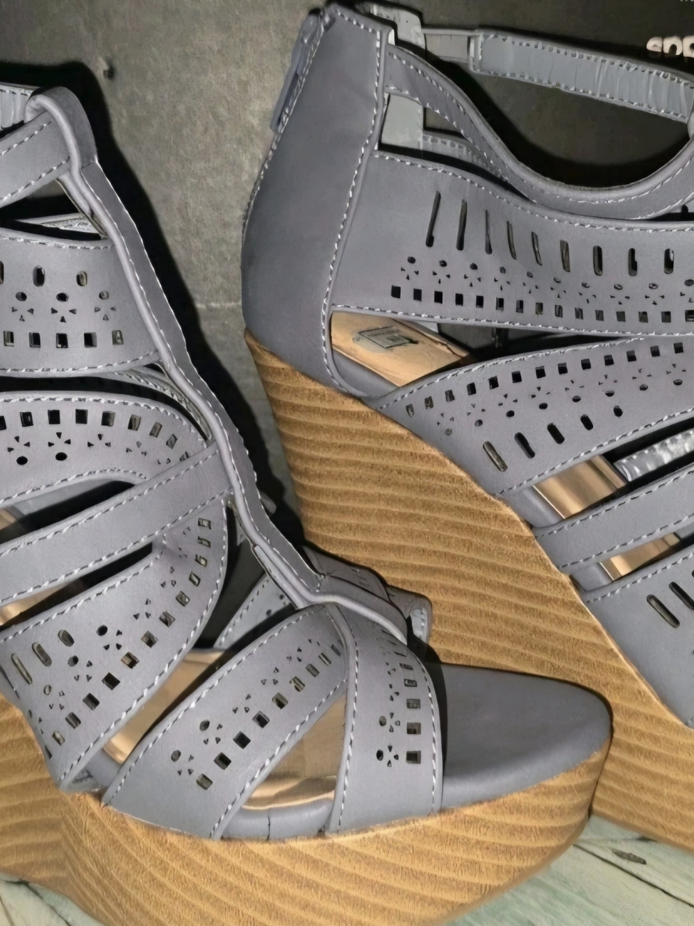 New 6.5 Jasmine Perforated Blue Platform Wedge Sandles Strappy Cutout Design